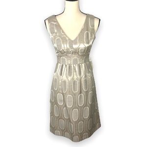 Antonio Melani Beige Gold V Neck Sleeveless Holiday Dress size 0